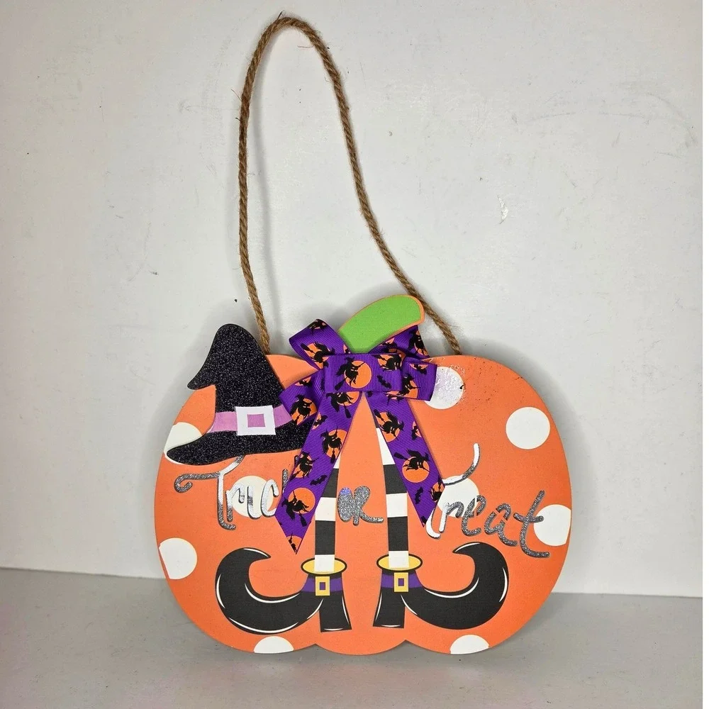 Halloween Trick or Treat Light Up Pumpkin Door Hanger Witch Hat Polka Dot Sign